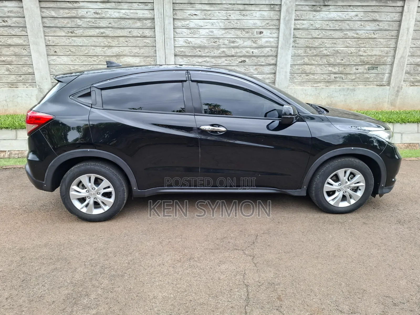 Honda Vezel 1.5 2WD 2016 Black