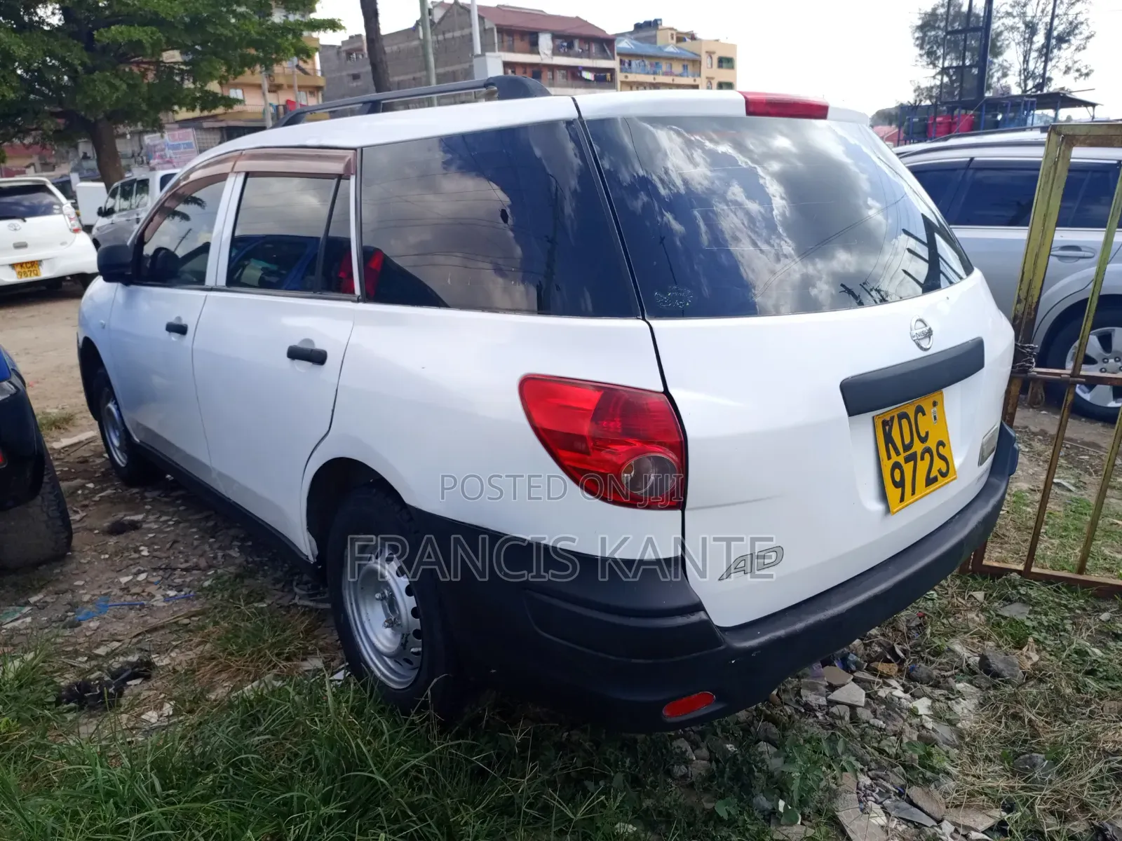 Nissan Advan 2014 White