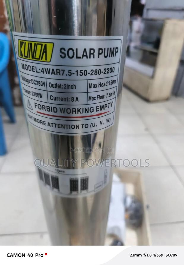 Quality 150 M 2200 W Solar Submersible Water Pump