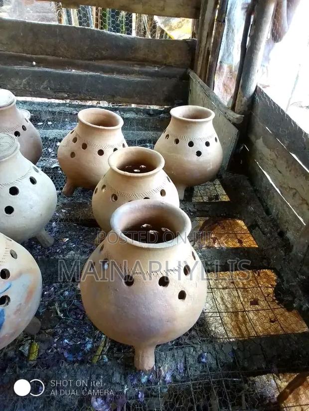 Charcoal Briquettes Plus Brooding Pots - thumbnail 2