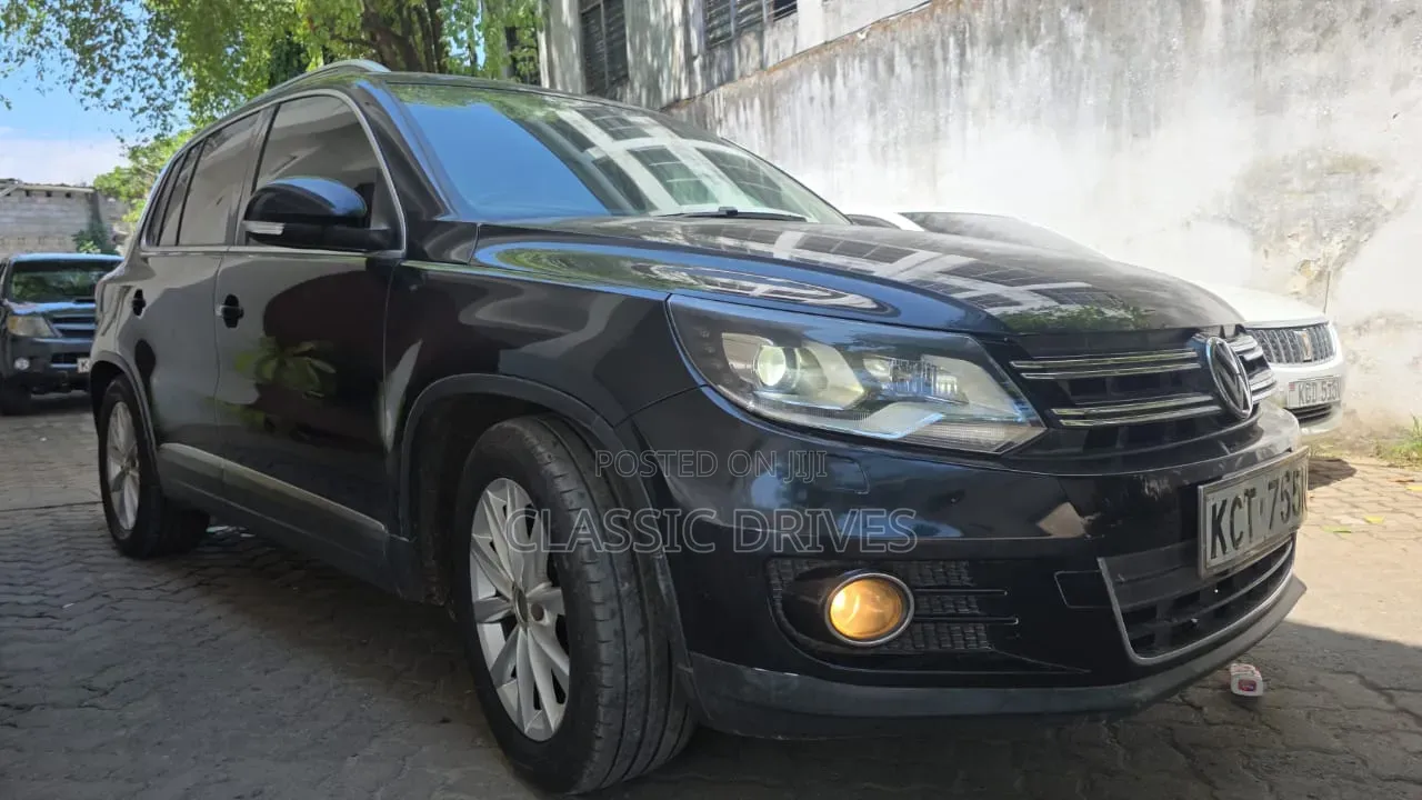 Volkswagen Tiguan 2012 Black