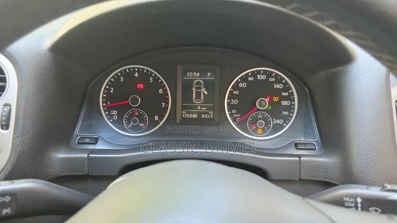 Volkswagen Tiguan 2012 Black