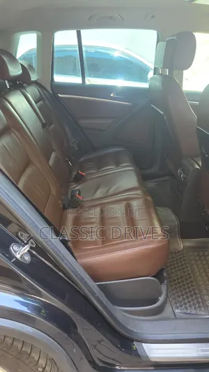 Volkswagen Tiguan 2012 Black