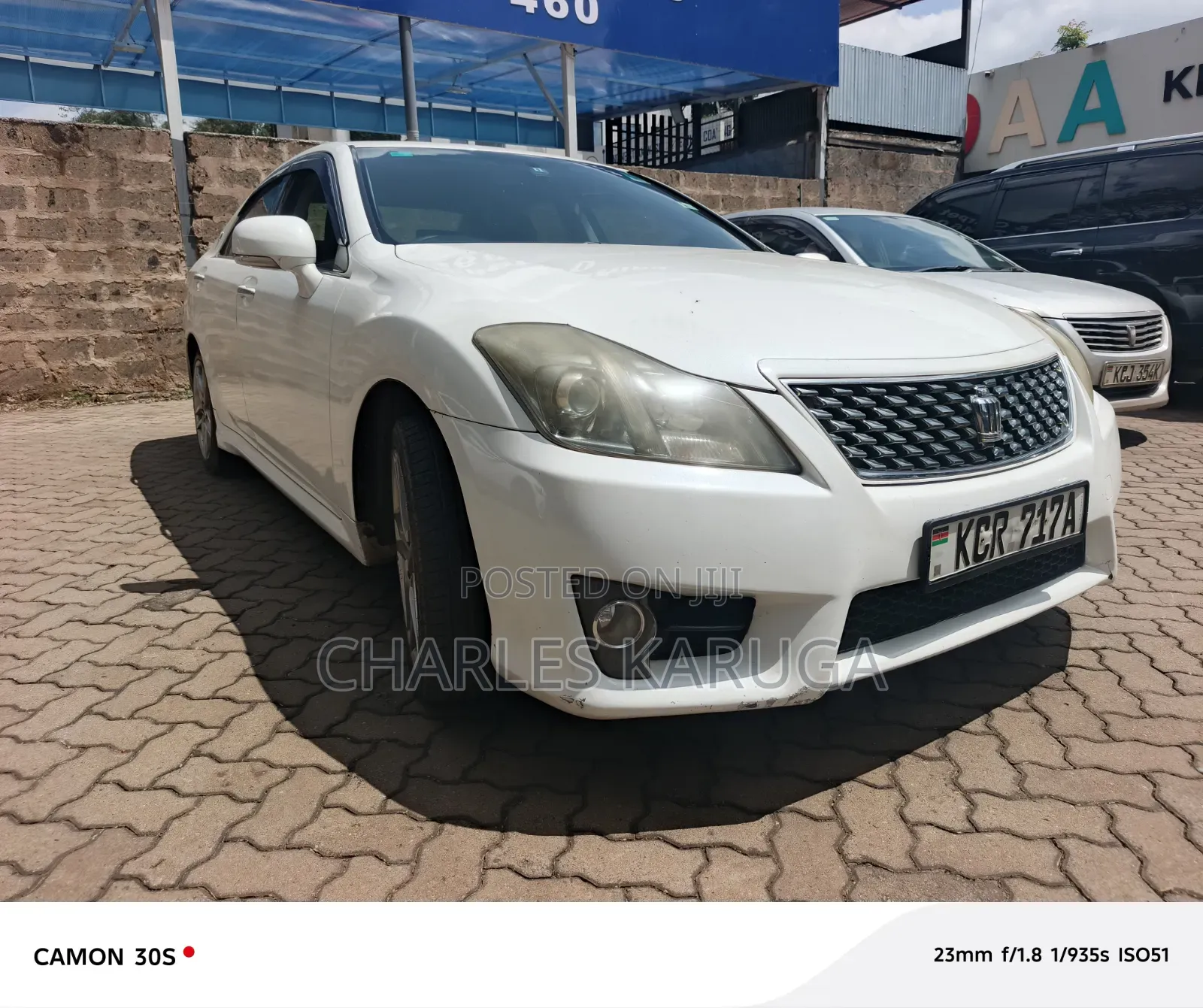 Toyota Crown 2011 White