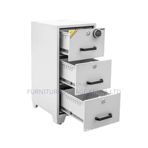 3-Drawer Heavy Duty Diplomatic Safe Cabinet - thumbnail 4