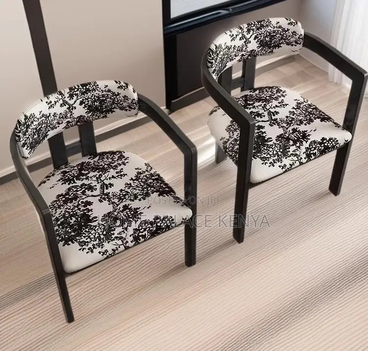 Dining Chair: Solid Wood Dining Chair With Armrest and Fabric Cushion
