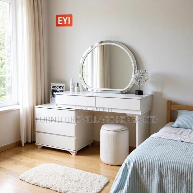 Creamy White Modern Vanity Make Up Table - thumbnail 6
