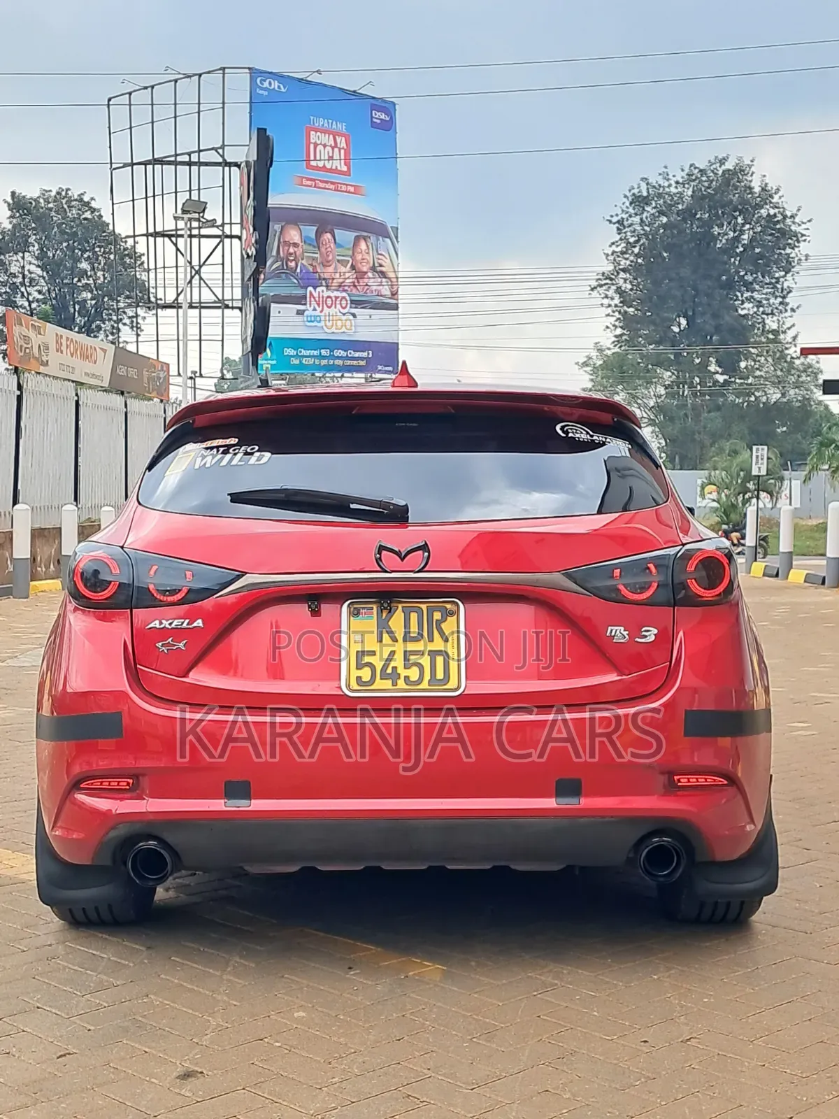 Mazda Axela 2017 Red