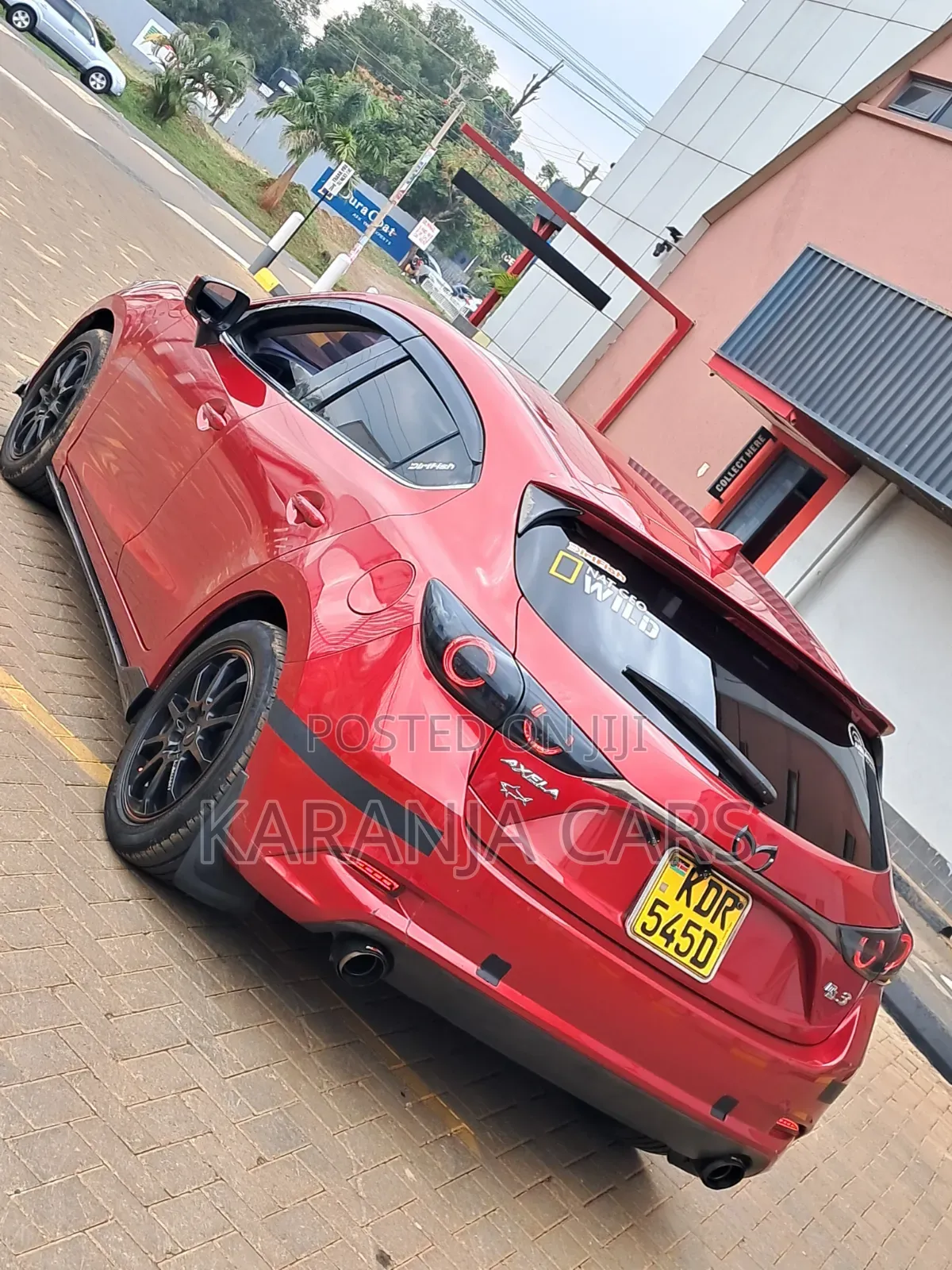 Mazda Axela 2017 Red