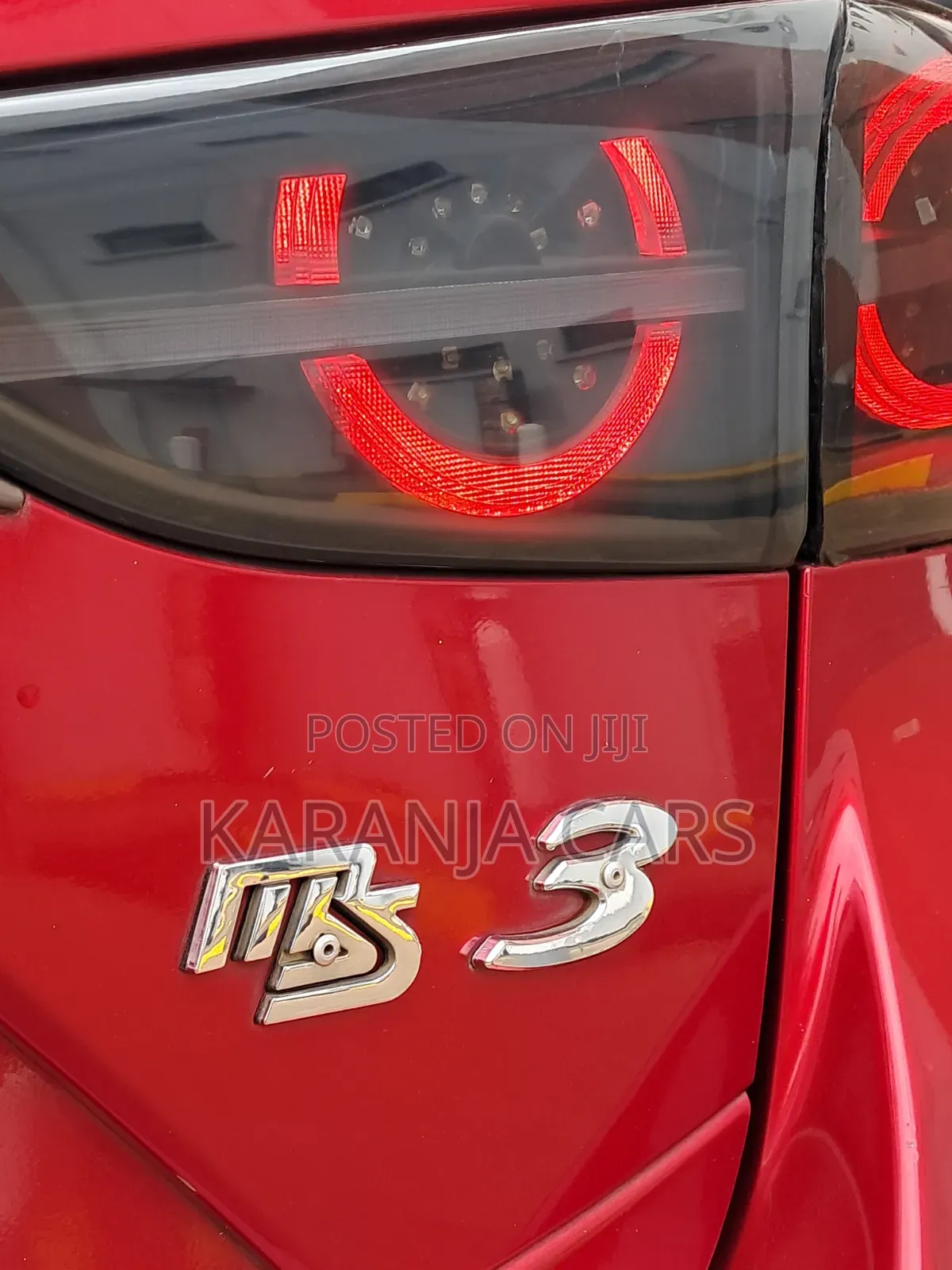 Mazda Axela 2017 Red