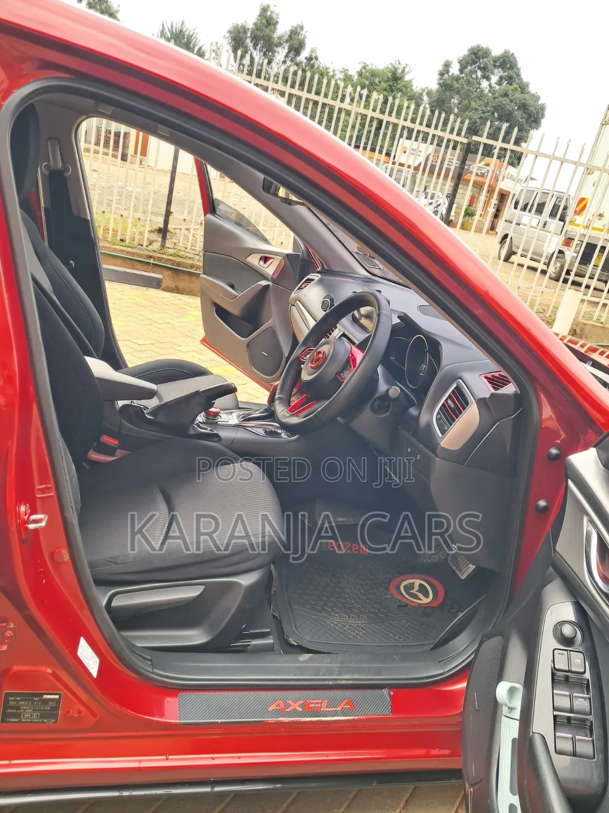 Mazda Axela 2017 Red
