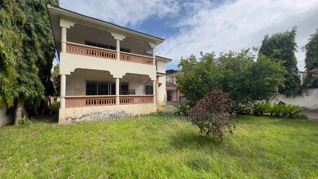 4bdrm Mansion in Water, Shanzu for sale