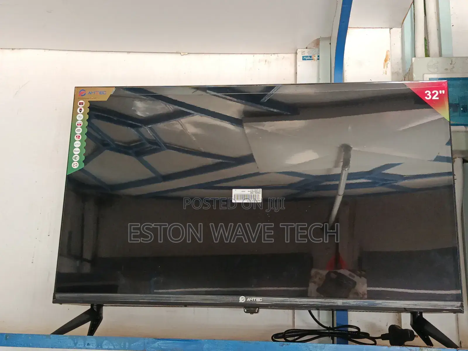 Amtec Smart Tv 32inches
