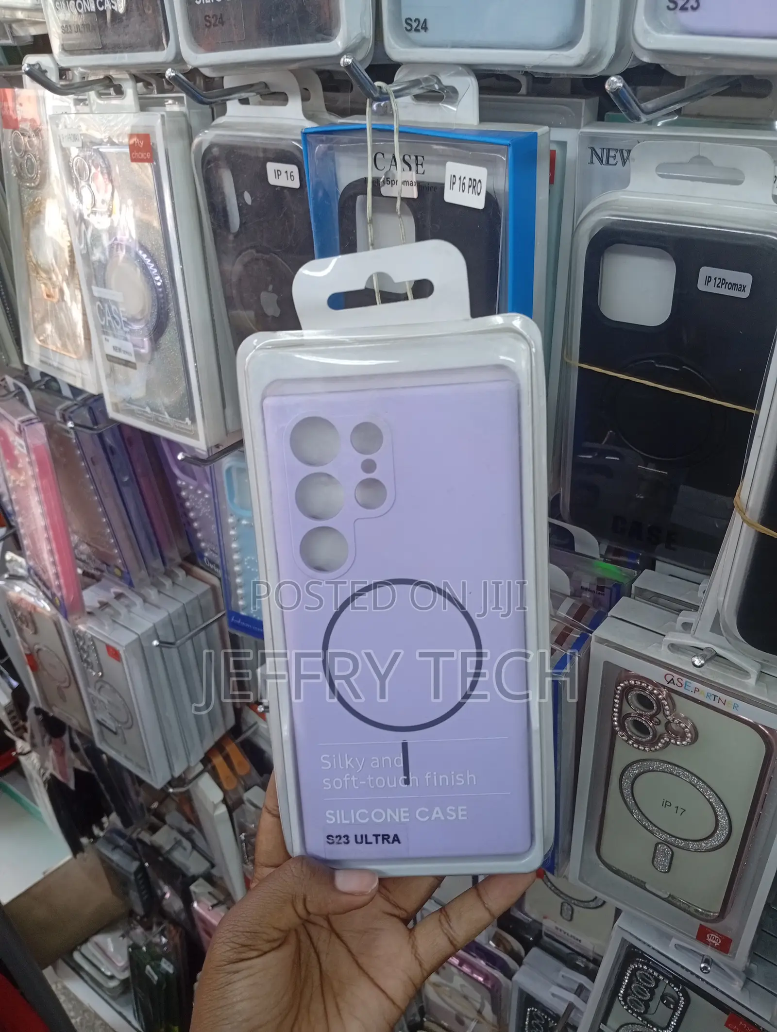 Lavender Silicone Case Designed for the Samsung Galaxy S23 Ultra