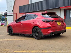 Mazda Axela 2017 Red