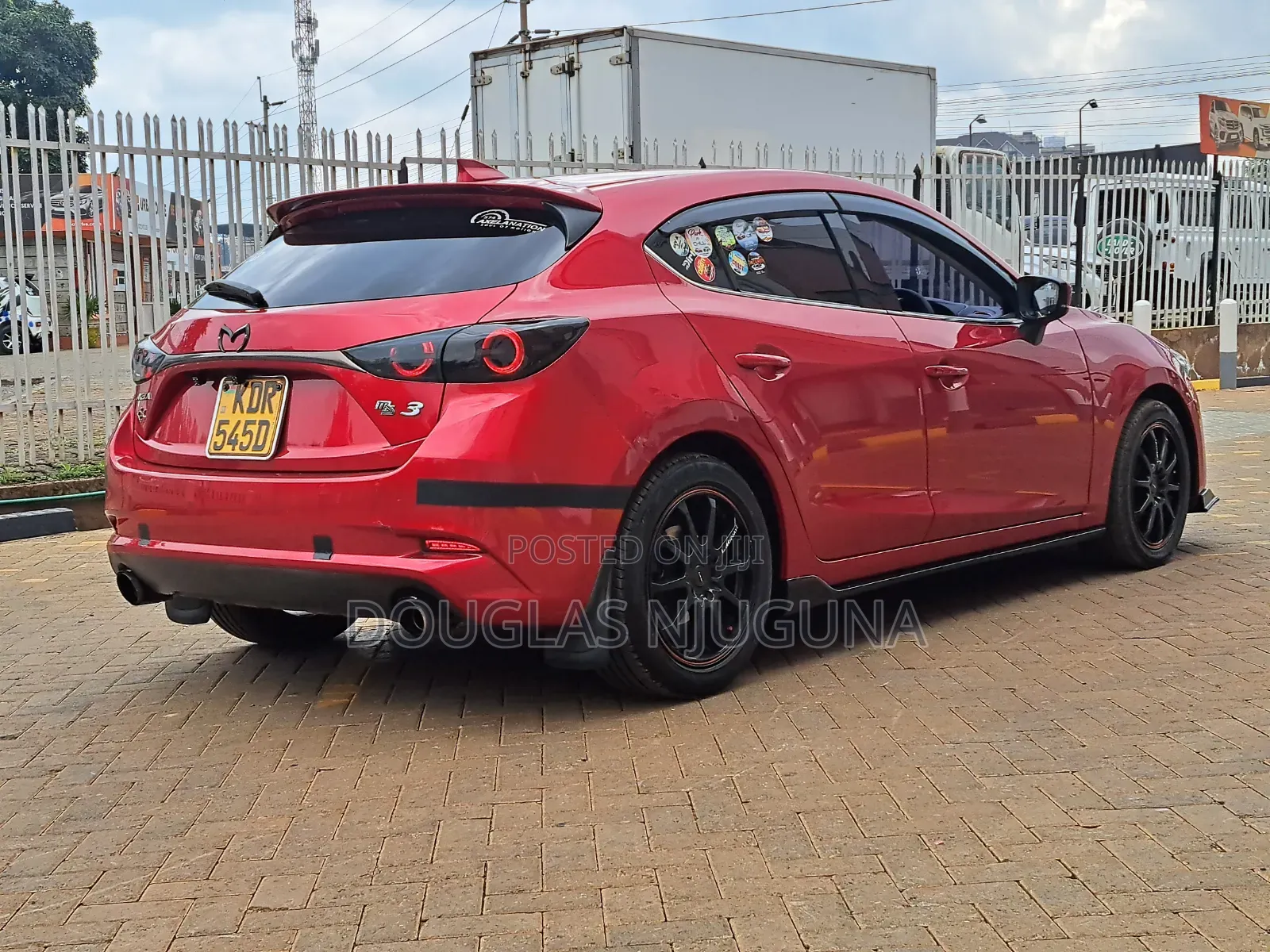 Mazda Axela 2017 Red