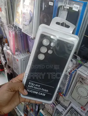 Black Samsung Galaxy S24 Ultra Silicone Case