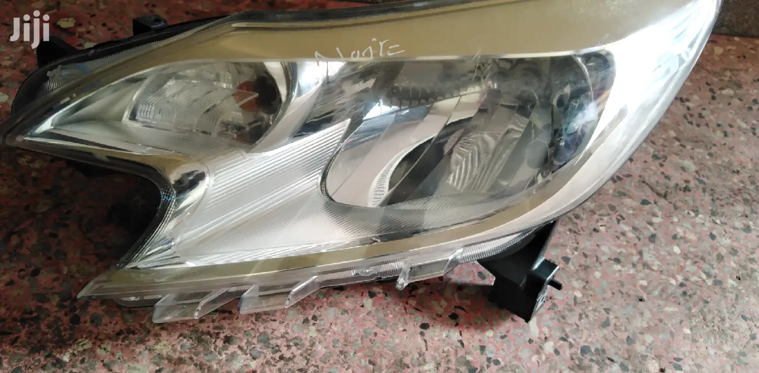 Nissan Note Headlight