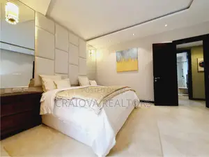 4bdrm Apartment in Riverside Drive for sale