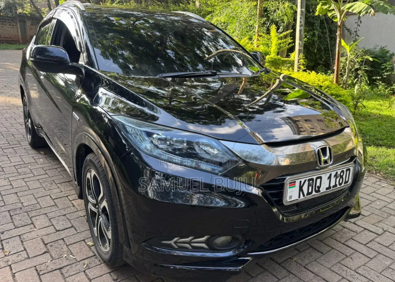 Honda Vezel 1.5 Hybrid 2WD 2017 Black