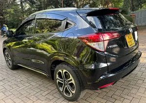 Honda Vezel 1.5 Hybrid 2WD 2017 Black