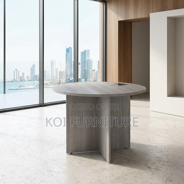 Office Table : 42-Inch Round Conference Table - thumbnail 4