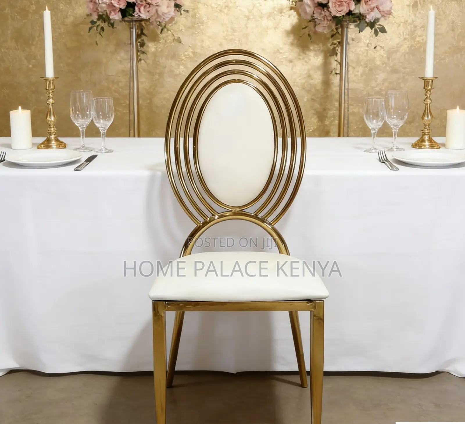 Wedding Chair: Elegant Gold Oval Back Banquet Chair