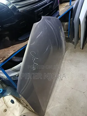 Auris New Model Bonnet