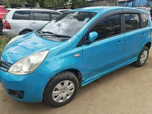 Nissan Note 1.4 2011 Blue