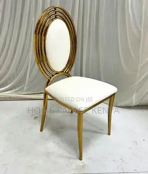 Wedding Chair: Elegant Gold Oval Back Banquet Chair