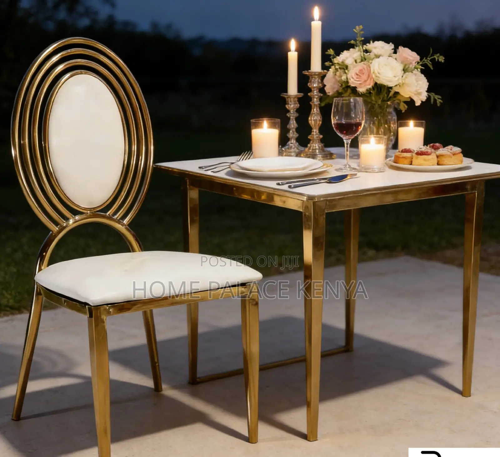 Wedding Chair: Elegant Gold Oval Back Banquet Chair