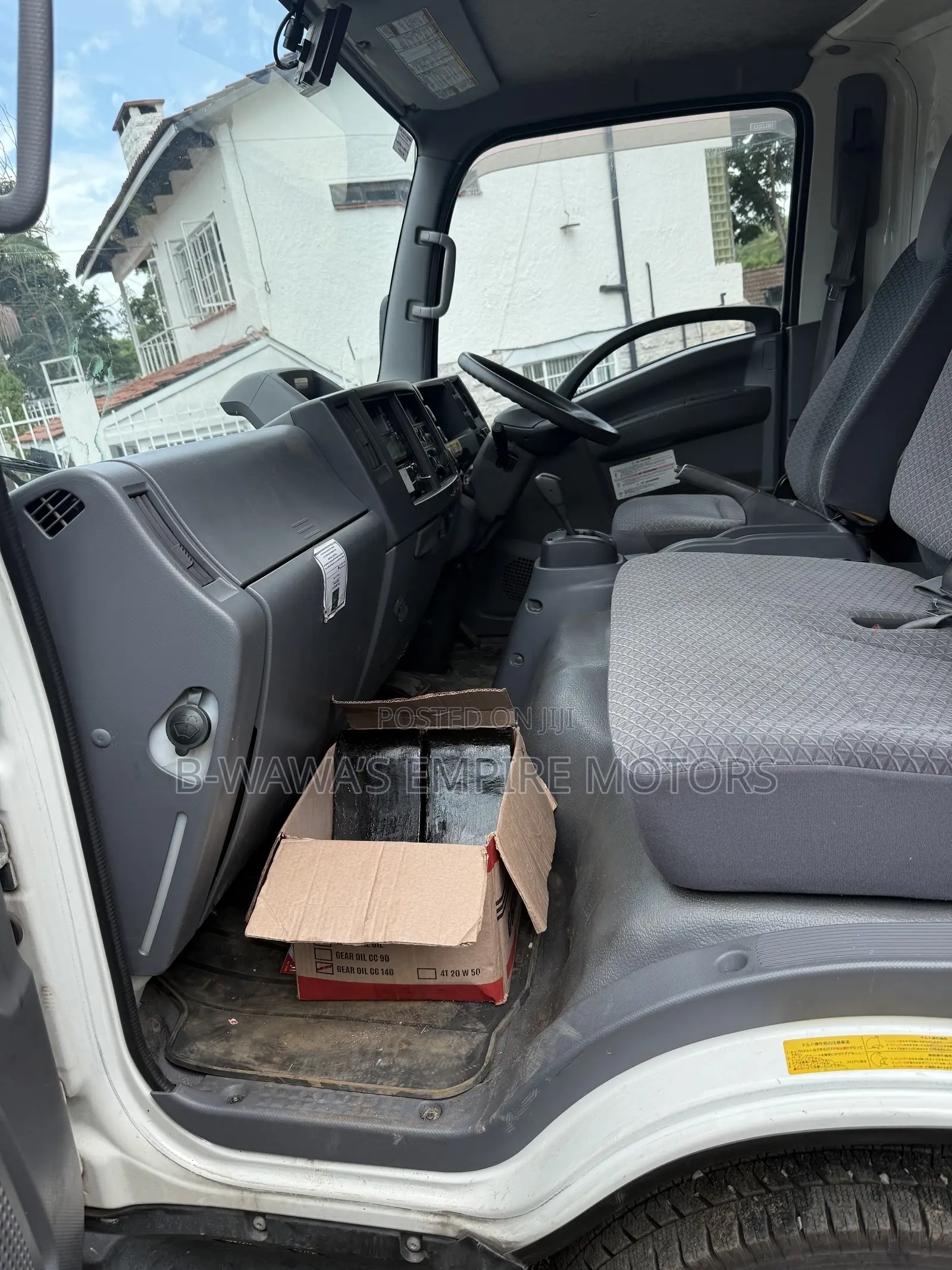 Isuzu Elf Truck 2020 White