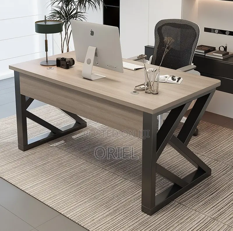 Office Computer Desk : Modern Generic Computer Desk