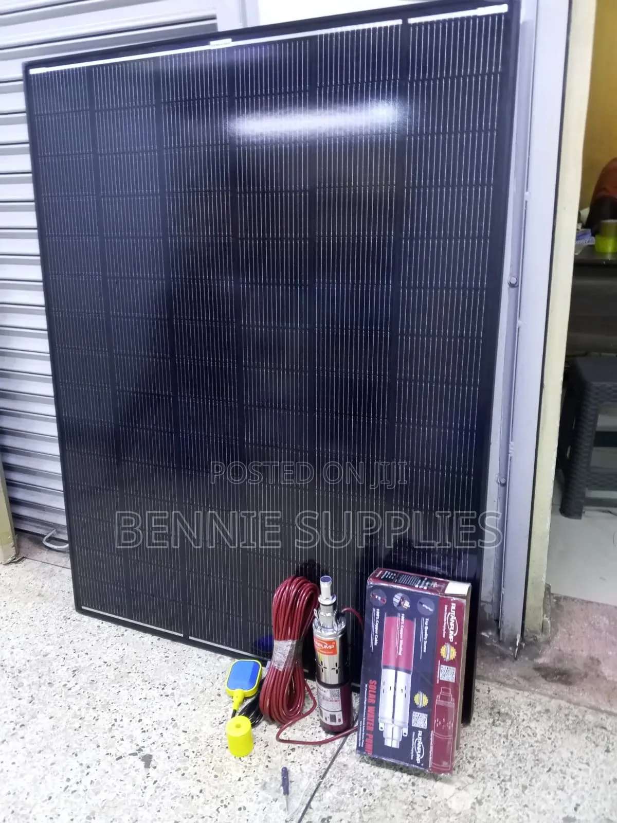 Rutan Submersible Pump+ 250 Watts Solar Panel