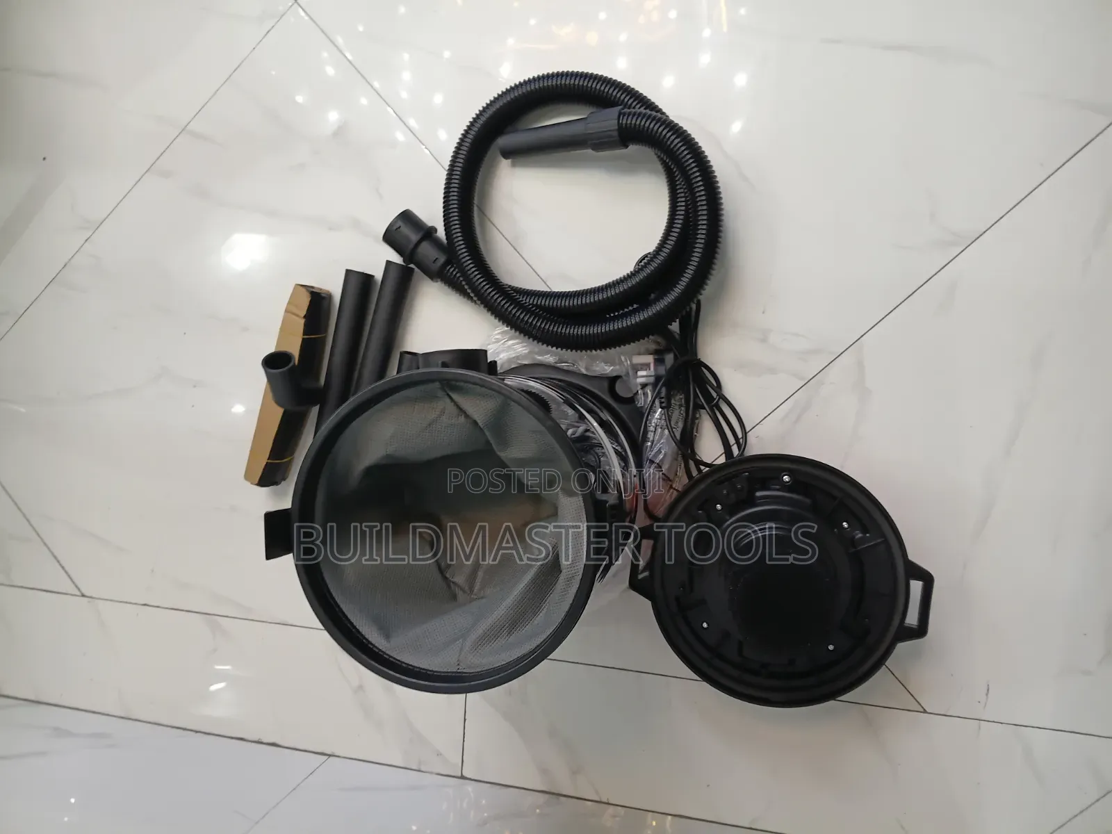 Astramilano 20l Wet Dry Stainless Steel Vacuum Cleaner.