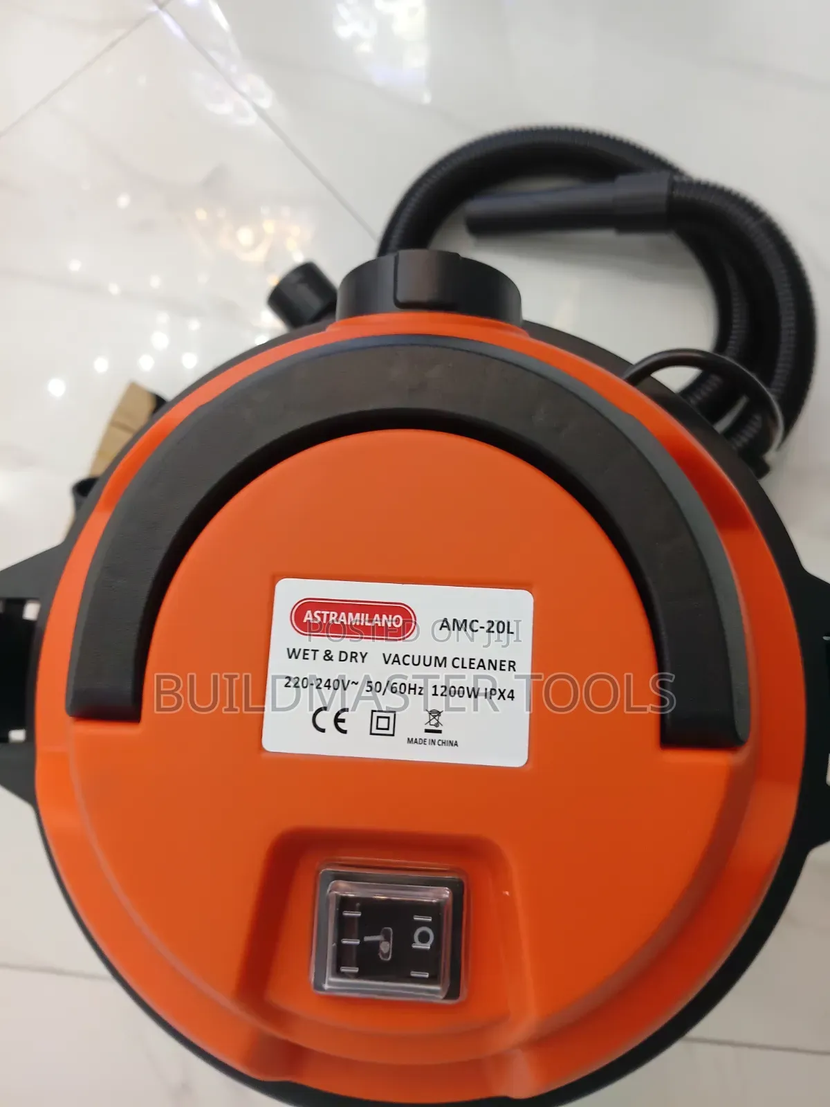 Astramilano 20l Wet Dry Stainless Steel Vacuum Cleaner.