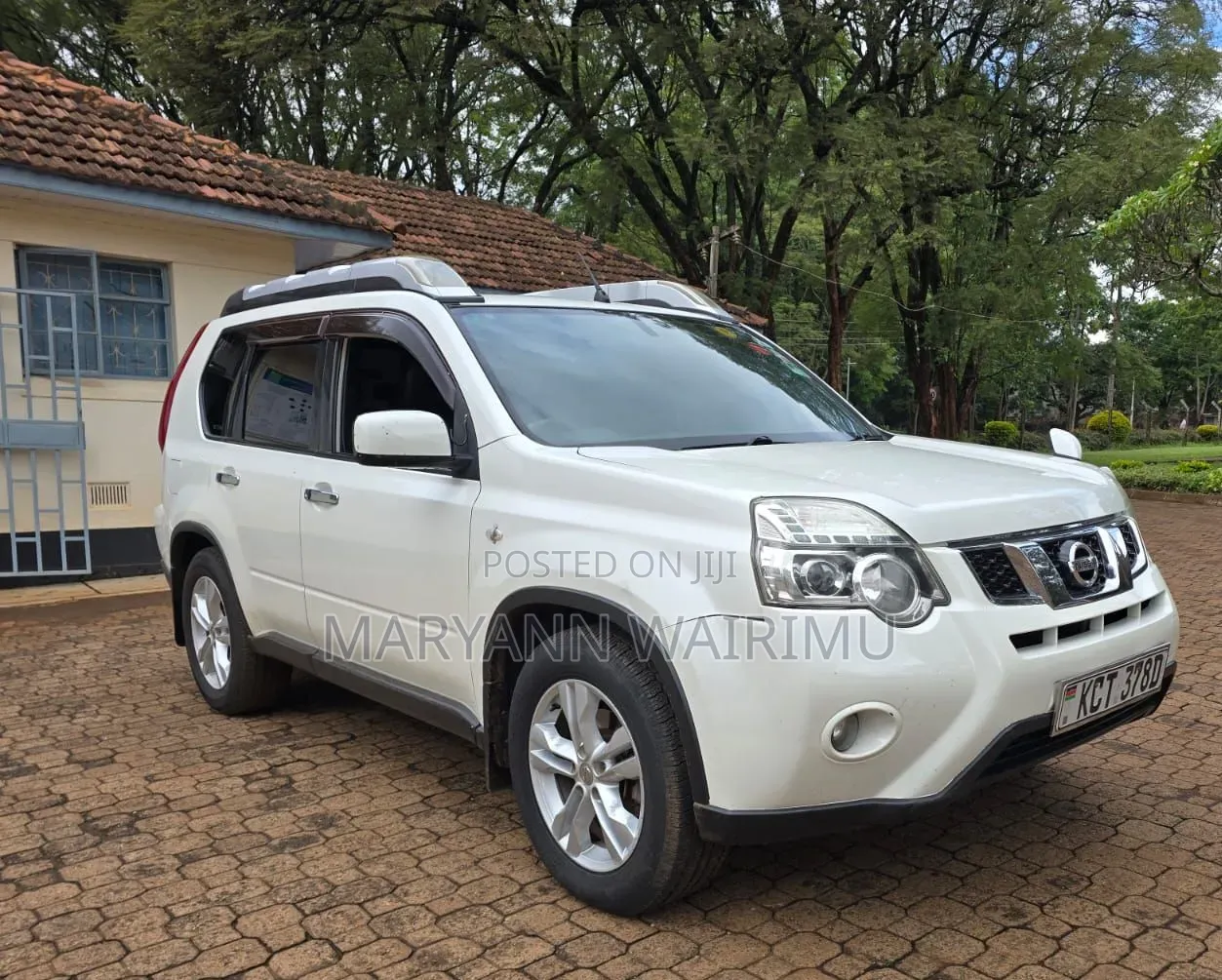 Nissan X-Trail 2012 White