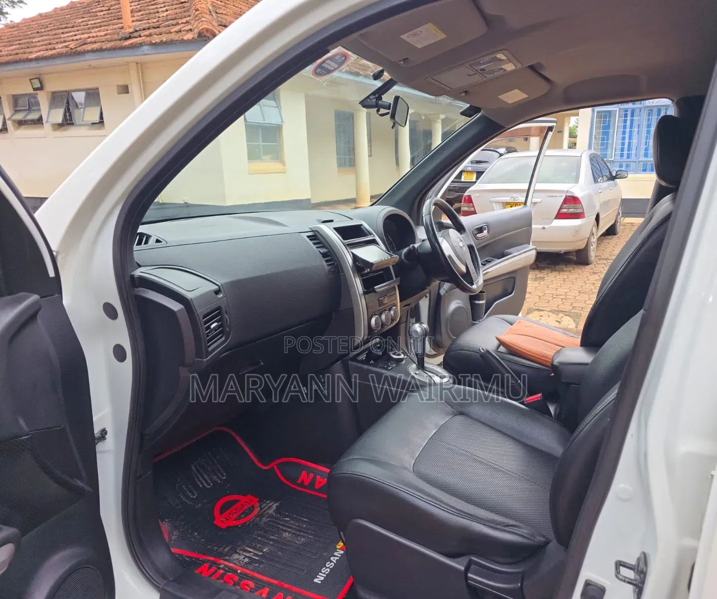 Nissan X-Trail 2012 White
