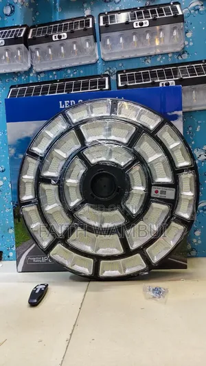 High Quality 5000 Watt Solar Round Street Lights