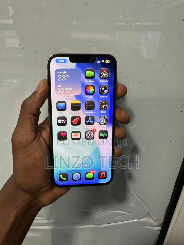 Apple iPhone 13 Pro 256 GB Gold - thumbnail 2