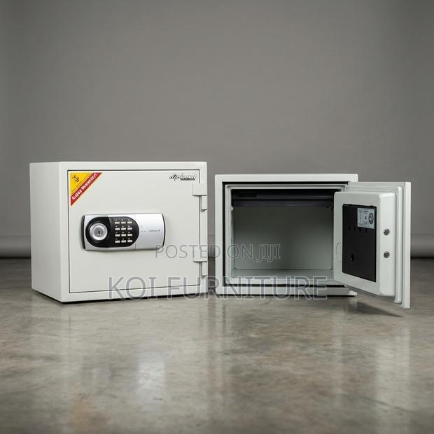Safe : 31kg Diplomat Fireproof Safe Box - thumbnail 2