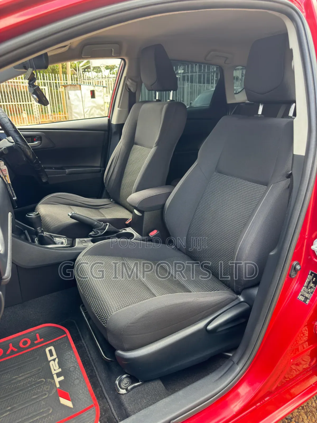 Toyota Auris 2017 Red