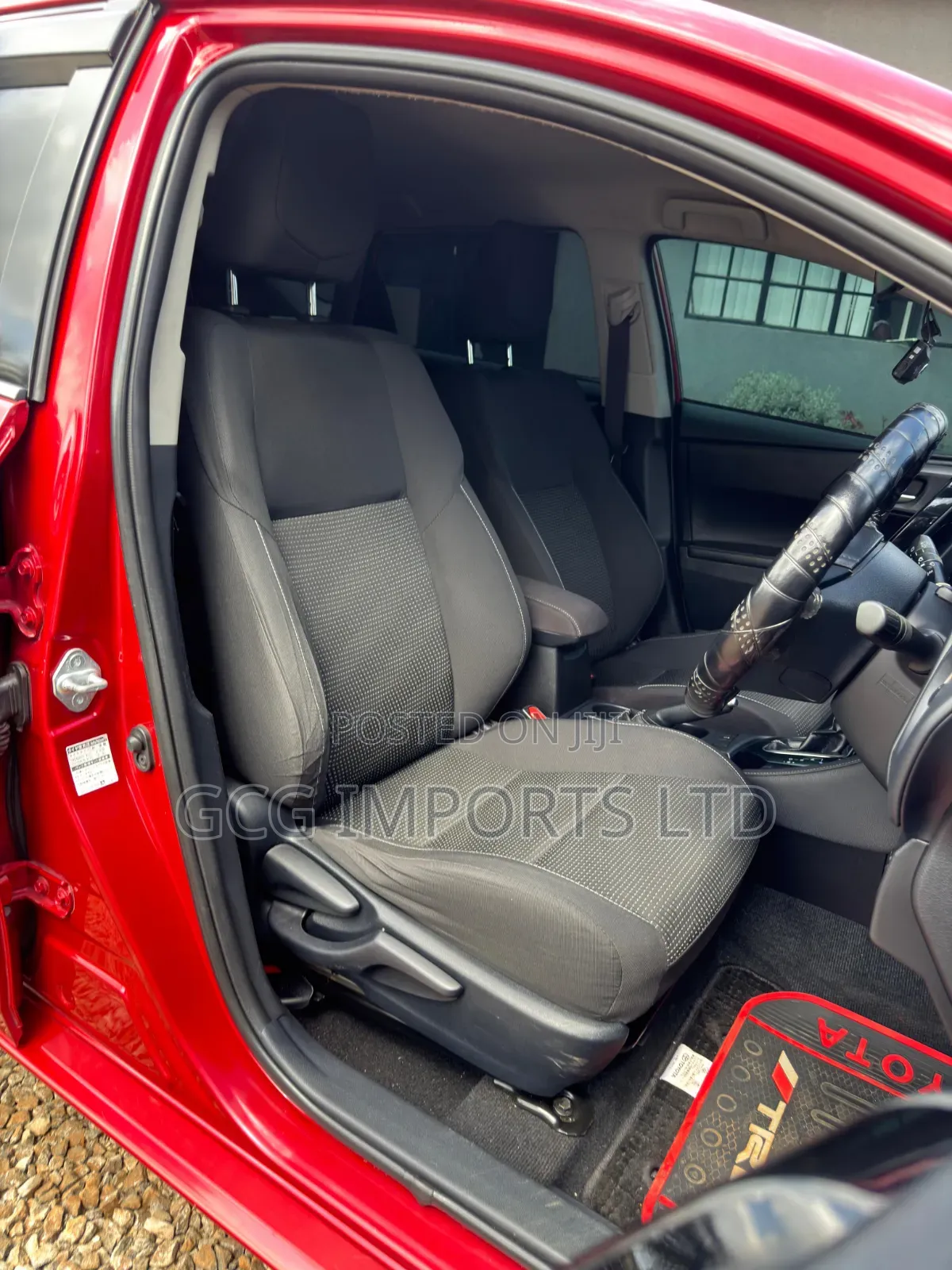 Toyota Auris 2017 Red