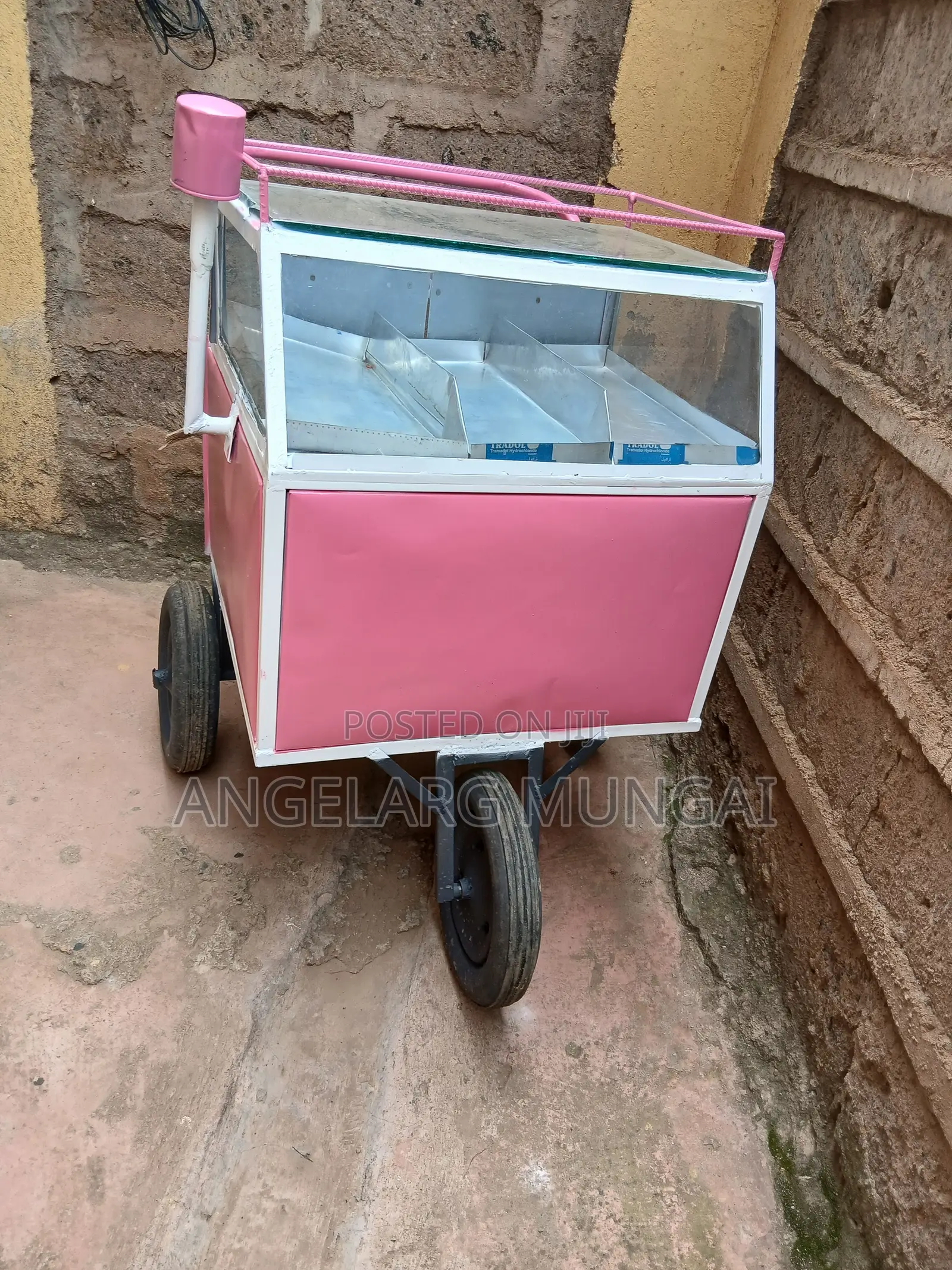 Smokie Mayai Vendor
