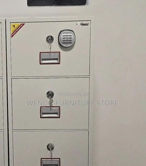 Storage Units; 270kgs Heavy Duty Modern Style Metallic Office Safe - thumbnail 3