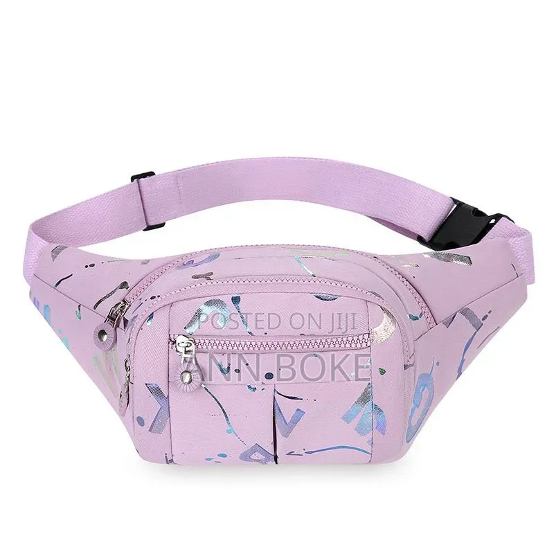 Unisex Waist Bag
Size:Approx. 30cm(W) X 17cm (H) X 8cm (D)