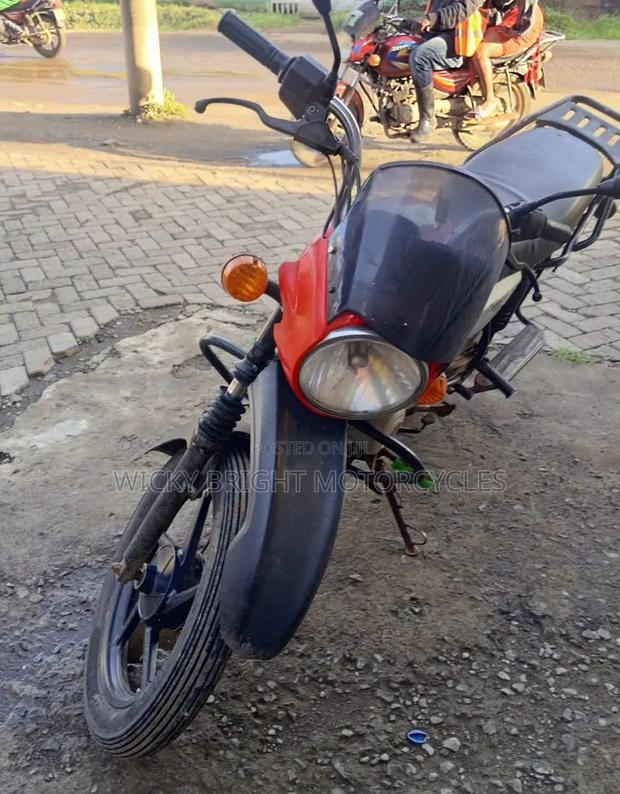Bajaj Boxer 2025 Red - thumbnail 3