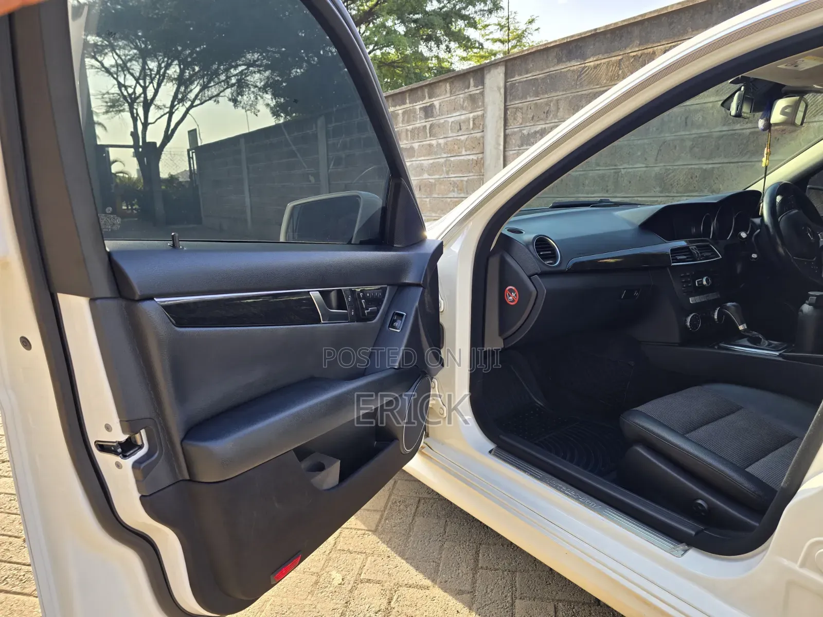 Mercedes-Benz C180 2014 White
