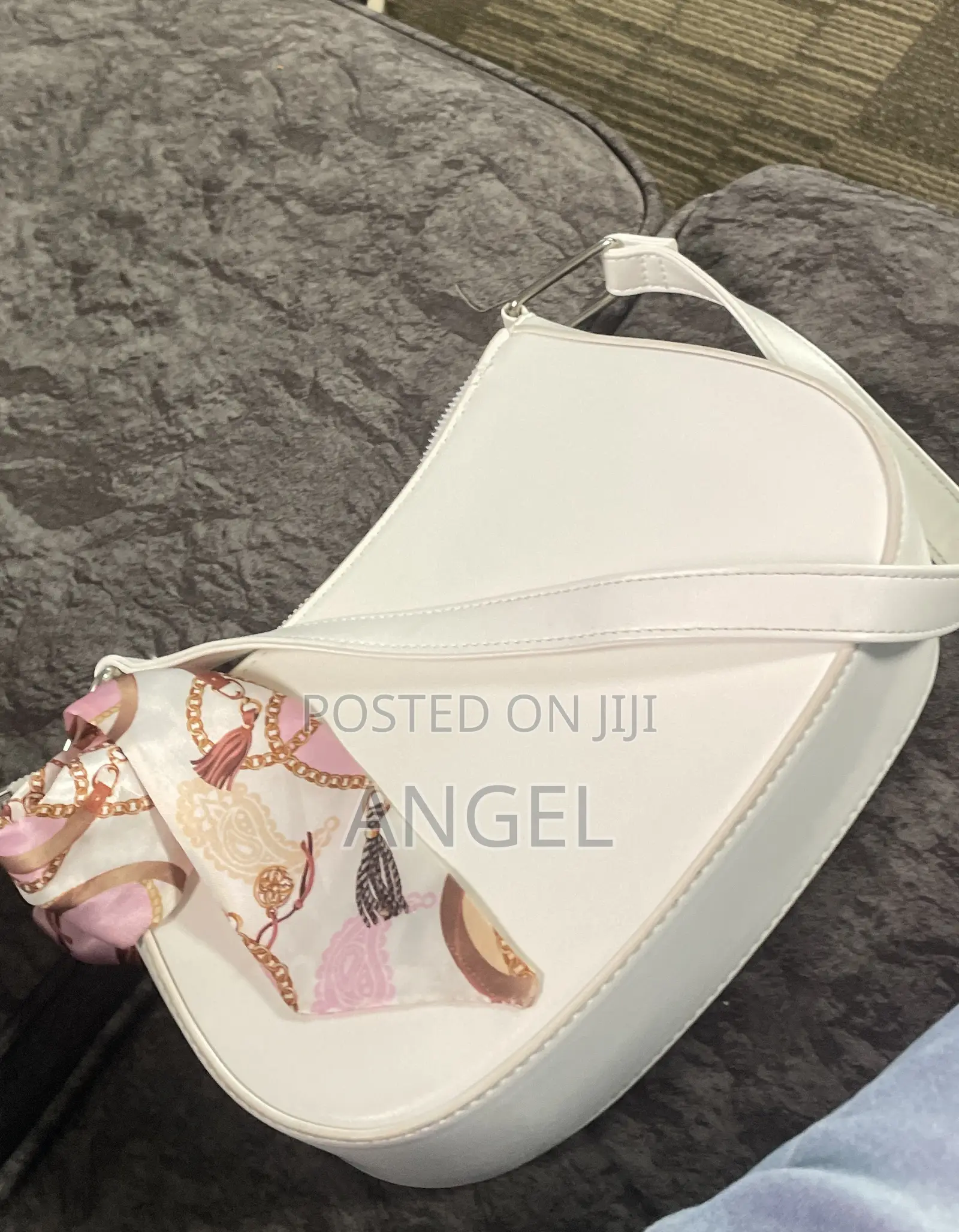 Trendy White Leather Shoulder Handbag