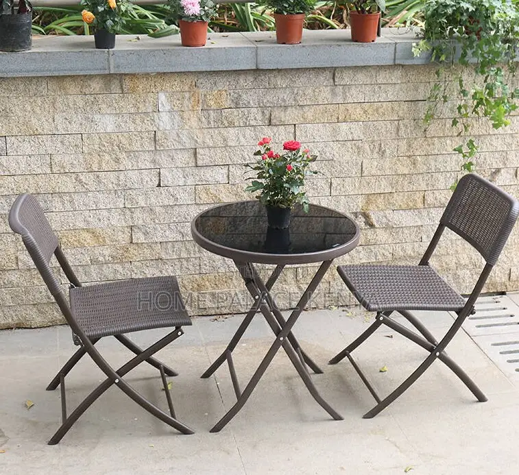 Outdoor Table: Modern Camping Table With Iron Frame